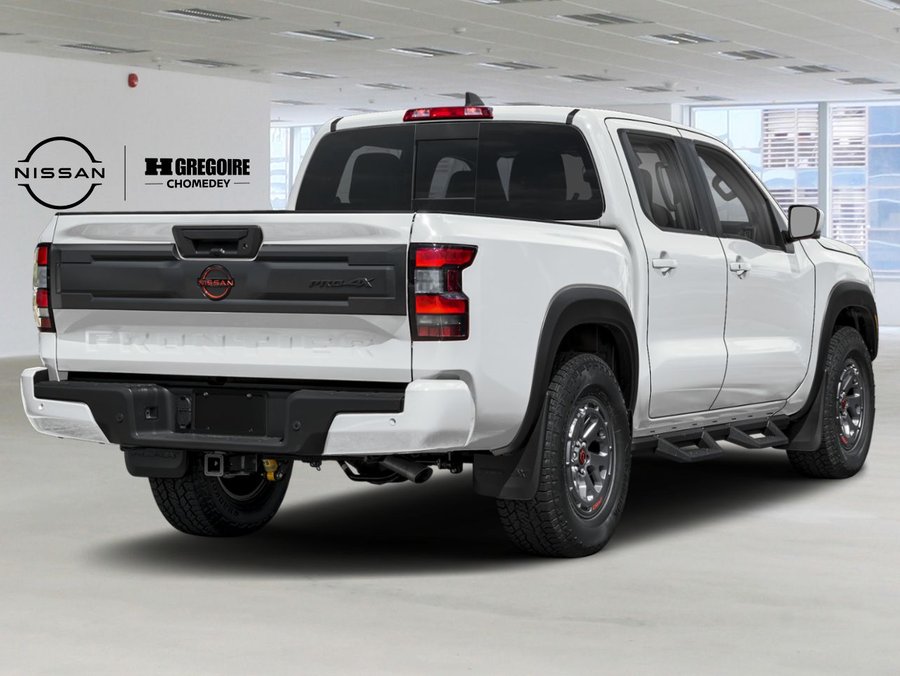 2027 Nissan Frontier PRO-4X Luxury Green