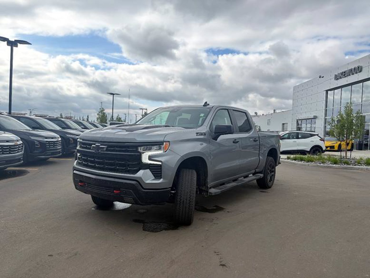 2024 Chevrolet Silverado 1500 4WD Crew Cab 147 LT Trail Boss Grey Sherwood Park - photo #2