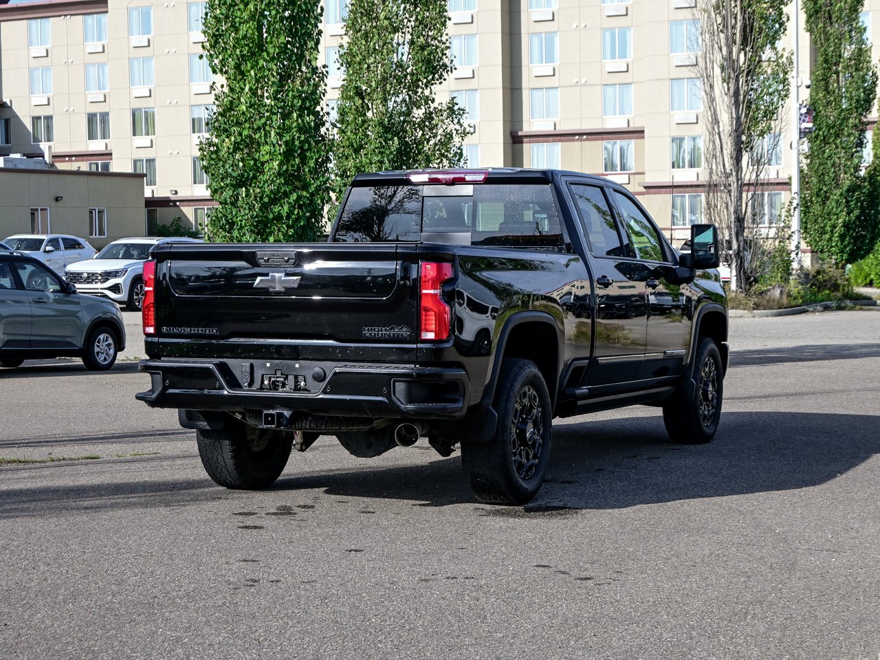 2024 Chevrolet Silverado 3500HD 4WD Crew Cab 159 High Country Black Sherwood Park - photo #12