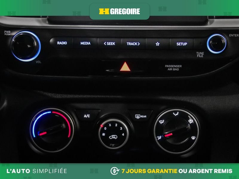 Hyundai Venue 2021 Noir Saint-Léonard - photo #23