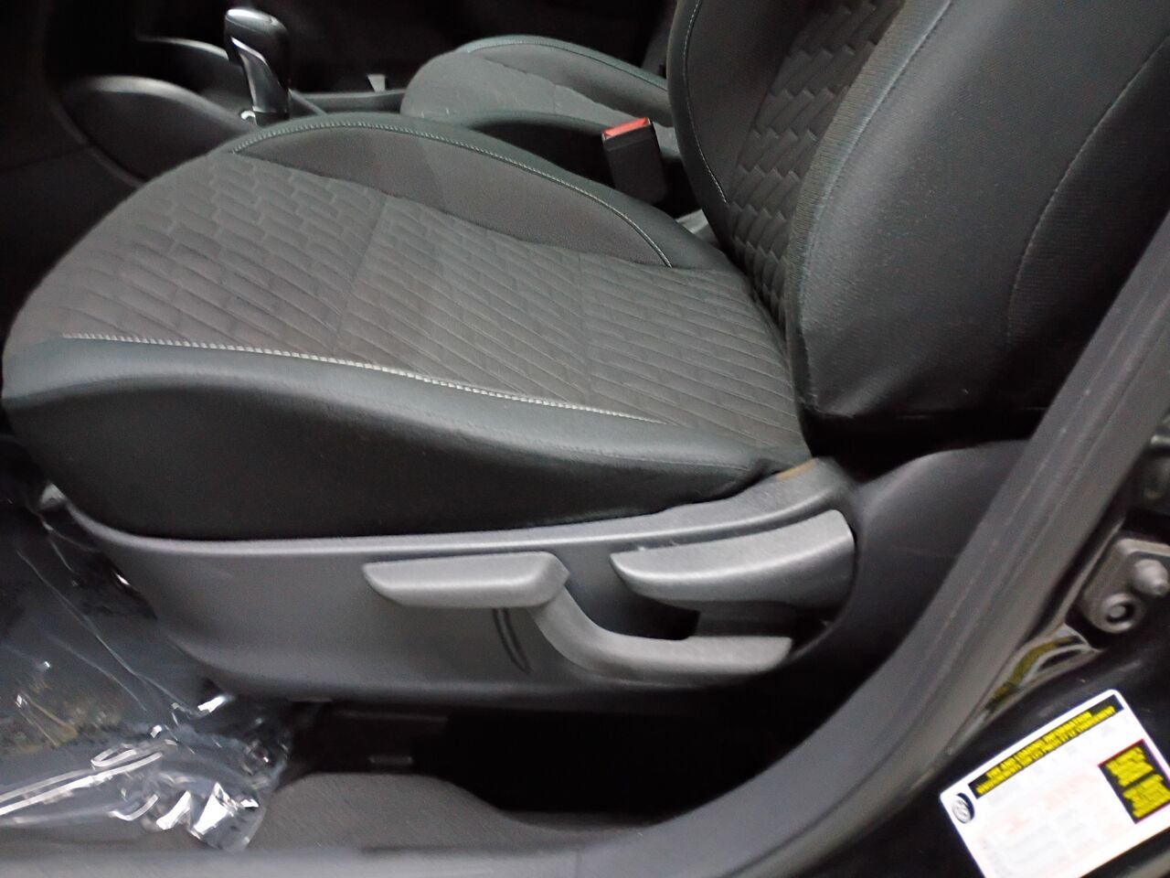 2021 Nissan Kicks Black Blainville - photo #16