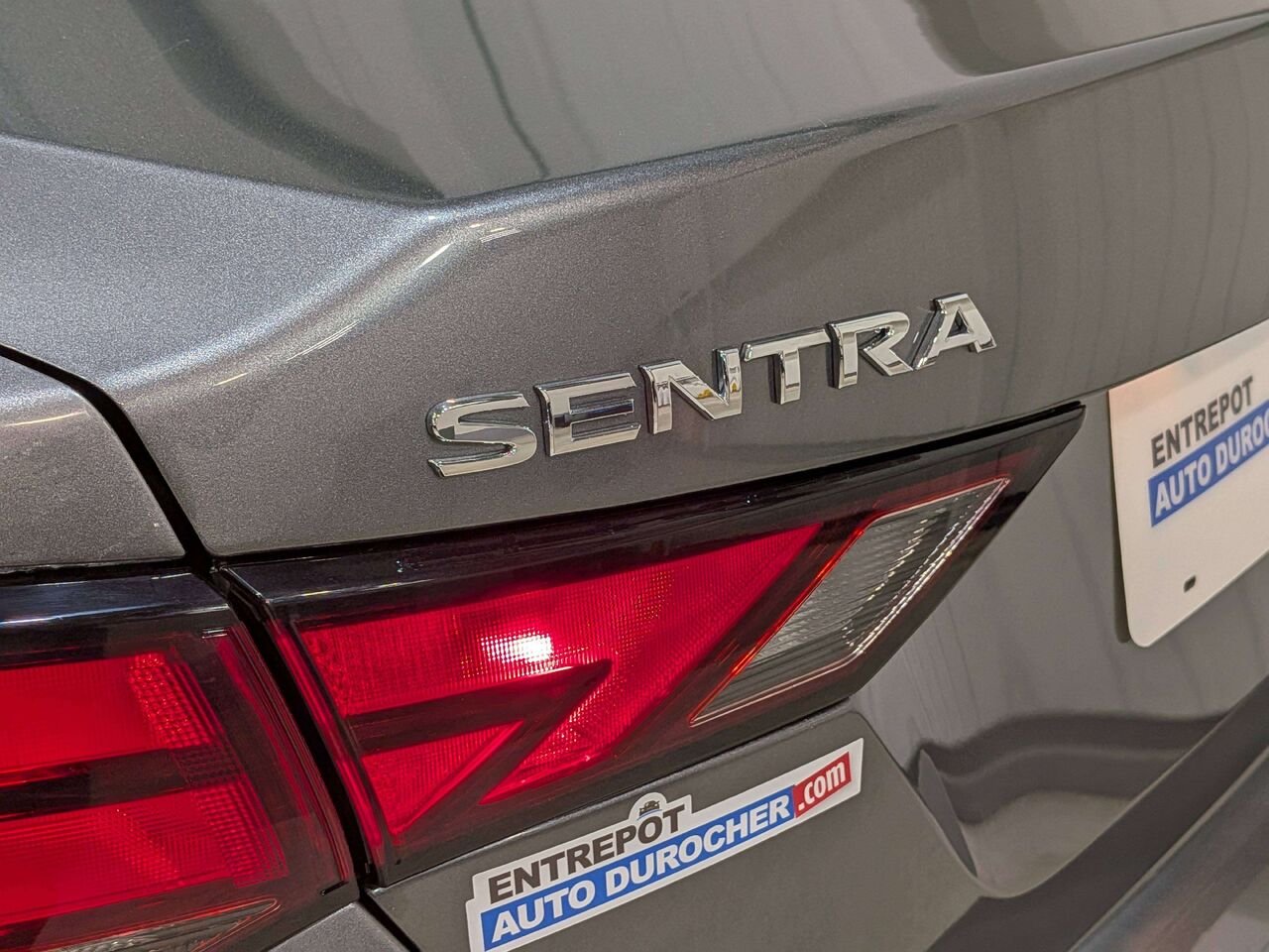 Nissan Sentra S Plus CVT 2023 Gris Val-David - photo #32