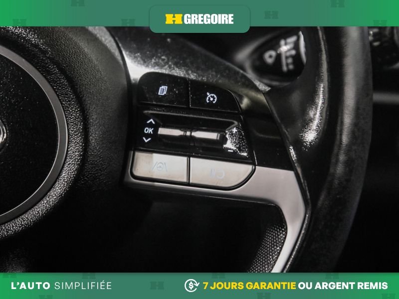 Hyundai Elantra 2022 Blanc Saint-Eustache - photo #20