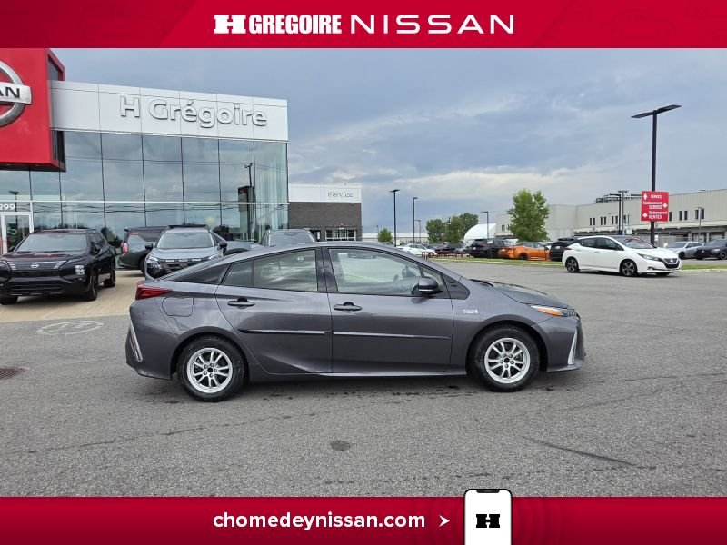 2020 Toyota Prius Grey Laval - photo #11