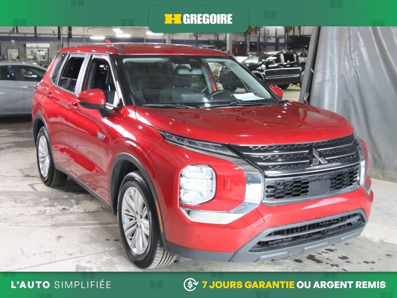 2023 Mitsubishi Outlander Plug-In Hybrid Red Blainville - photo #0