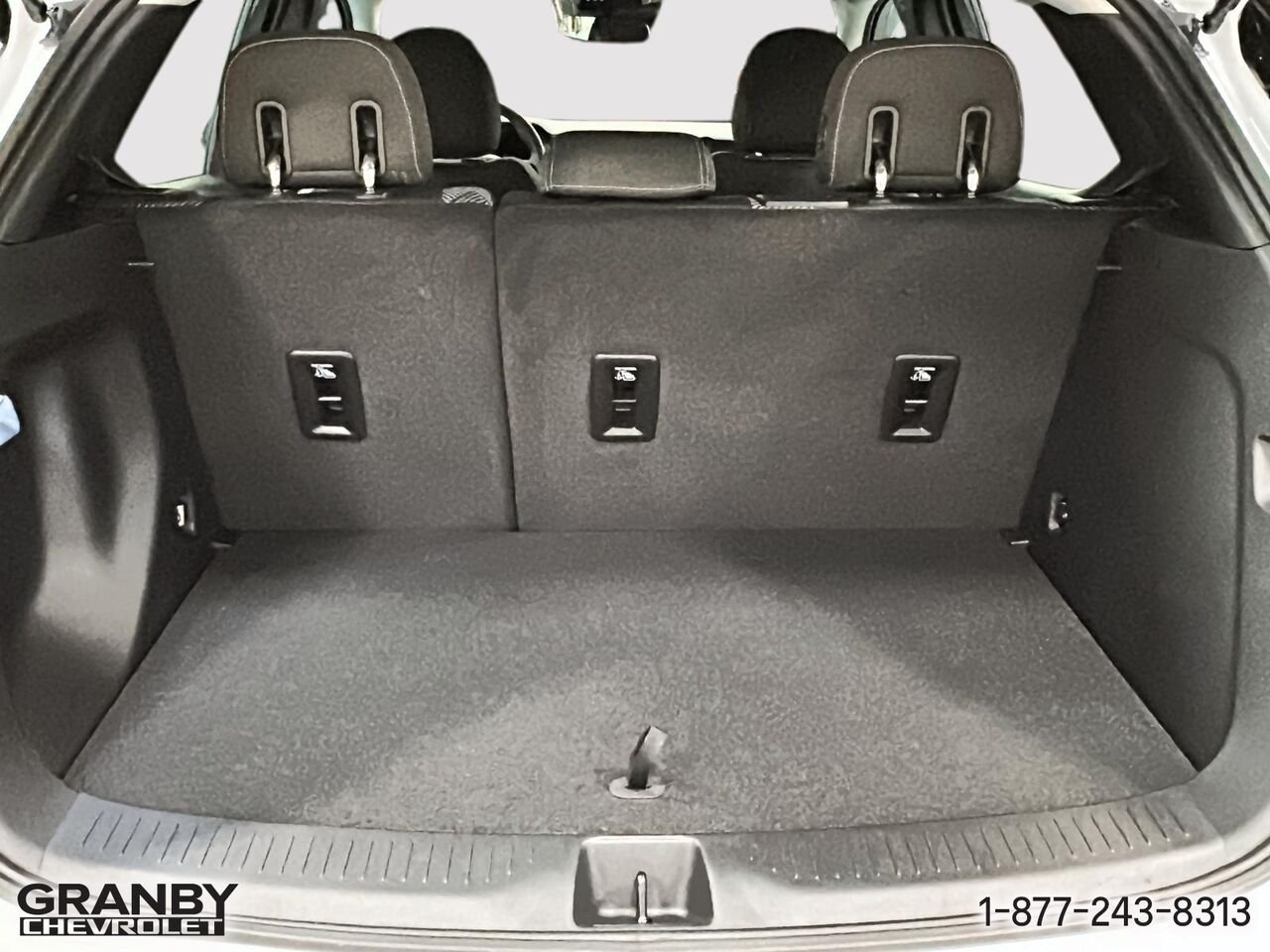 CHEVROLET Bolt BOLT EV LT (2LT) | E27-0061 2027 Blanc sommet Granby - photo #8