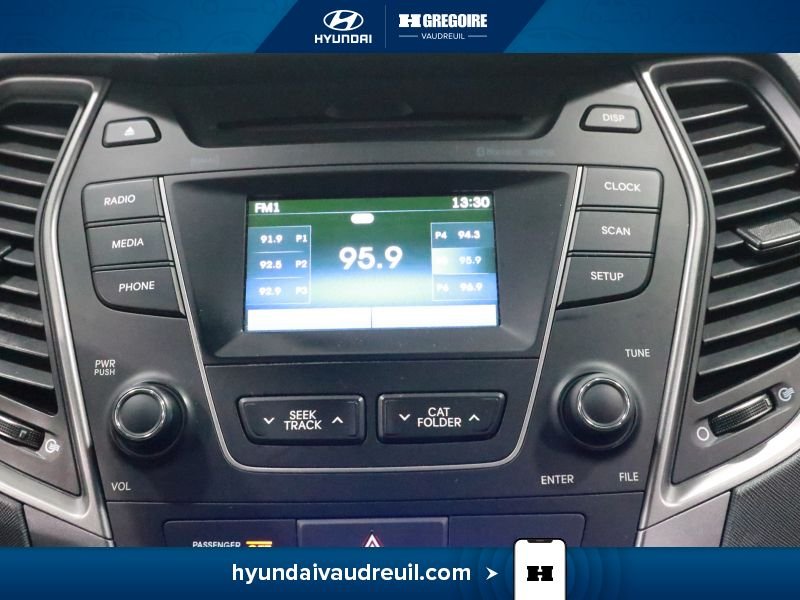 2016 Hyundai Santa Fe Grey Laval - photo #26