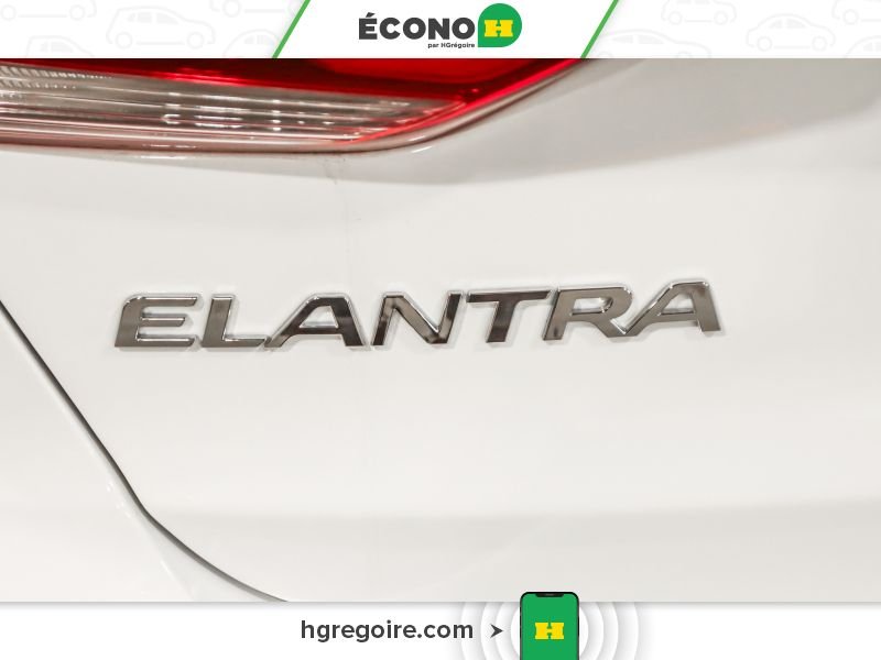 2018 Hyundai Elantra White Laval - photo #10