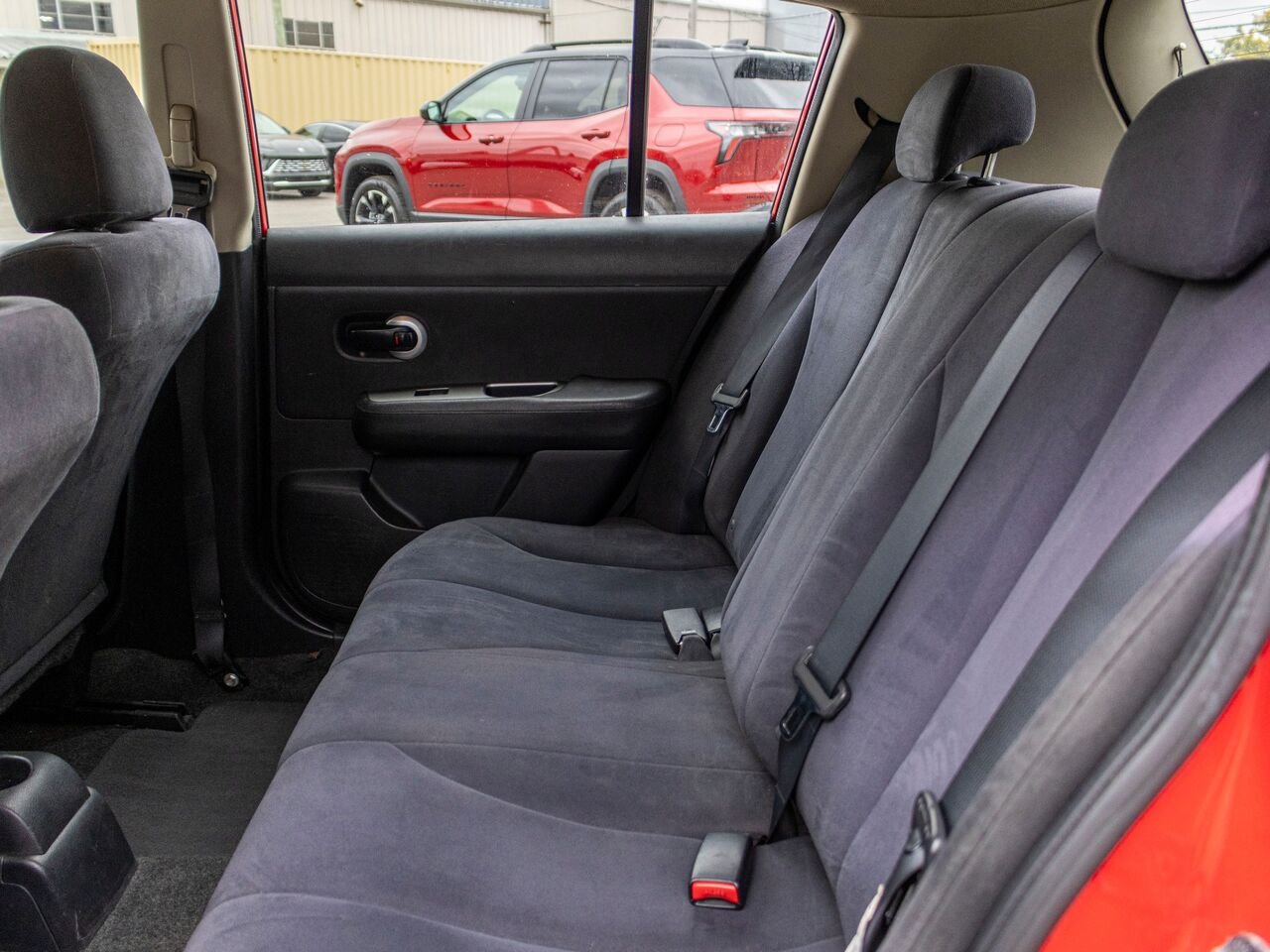 Nissan Versa 5dr HB I4 Auto 1.8 S 2009 Rouge Châteauguay - photo #24