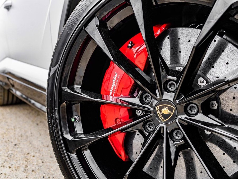 2020 Lamborghini Urus 2020 White