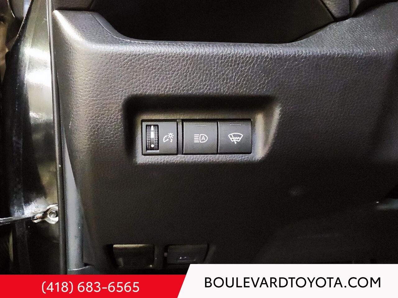 Toyota RAV4 100298A-67 | LE, AWD 2021 Noir Québec - photo #10