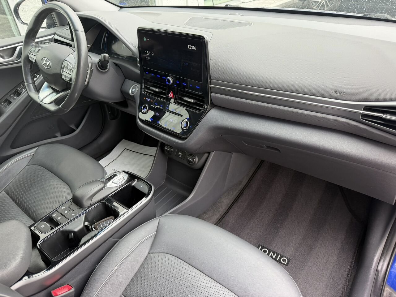 2021 Hyundai Ioniq Electric Ultimate Blue Laval - photo #8