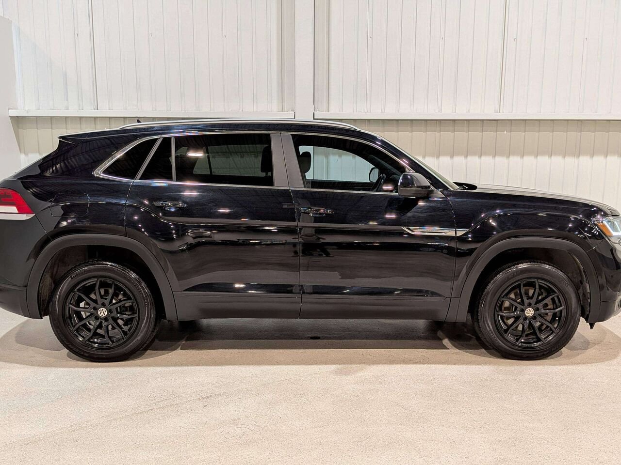 2020 Volkswagen Atlas Cross Sport Comfortline 2.0 TSI 4MOTION Black Val-David - photo #3
