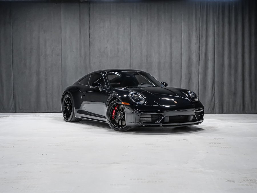 2024 Porsche 911 CARRERA 4 GTS Black