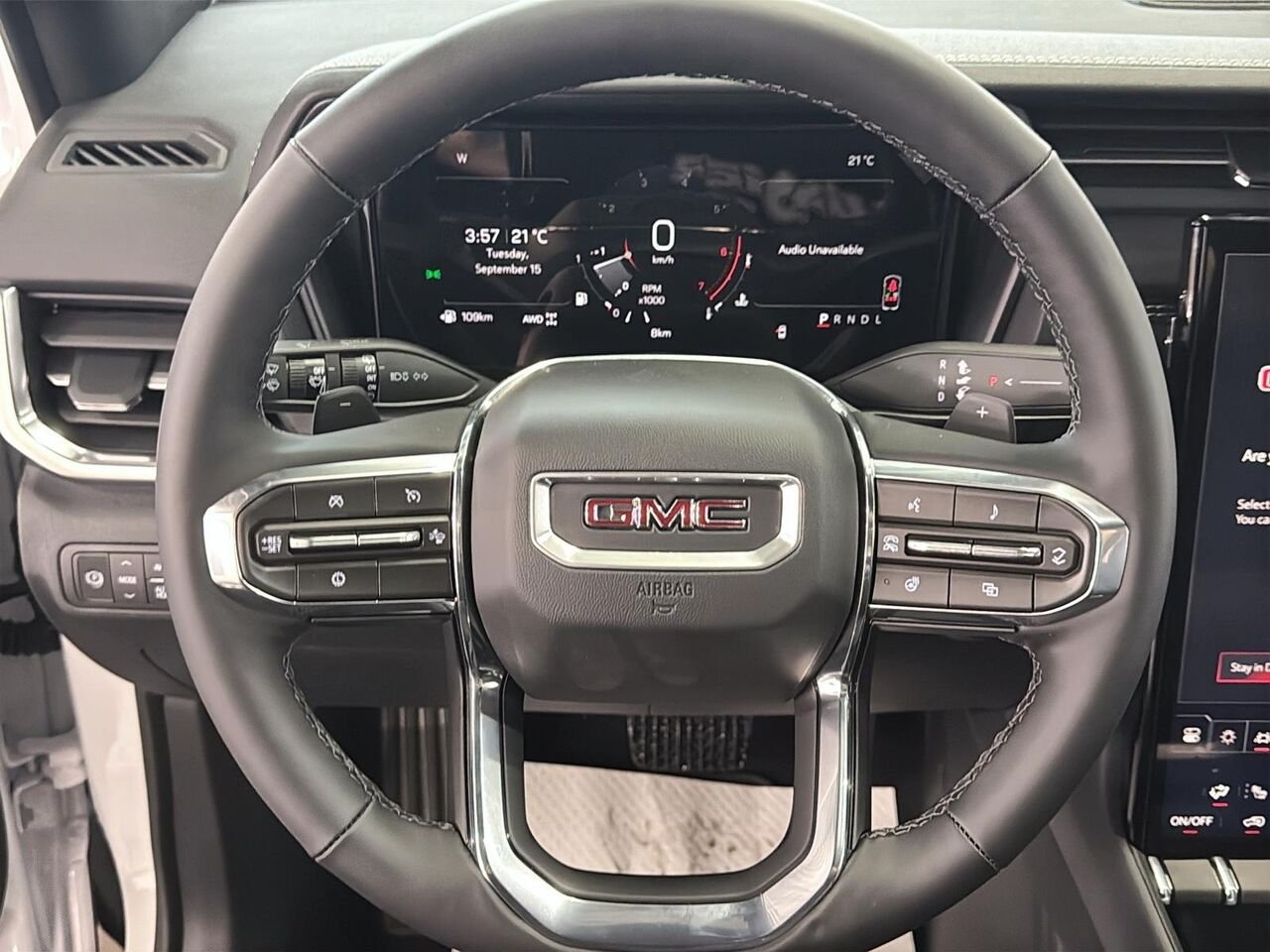 GMC Terrain ÉLÉVATION TI 2027 BLANC SOMMET Saint-Hyacinthe - photo #10