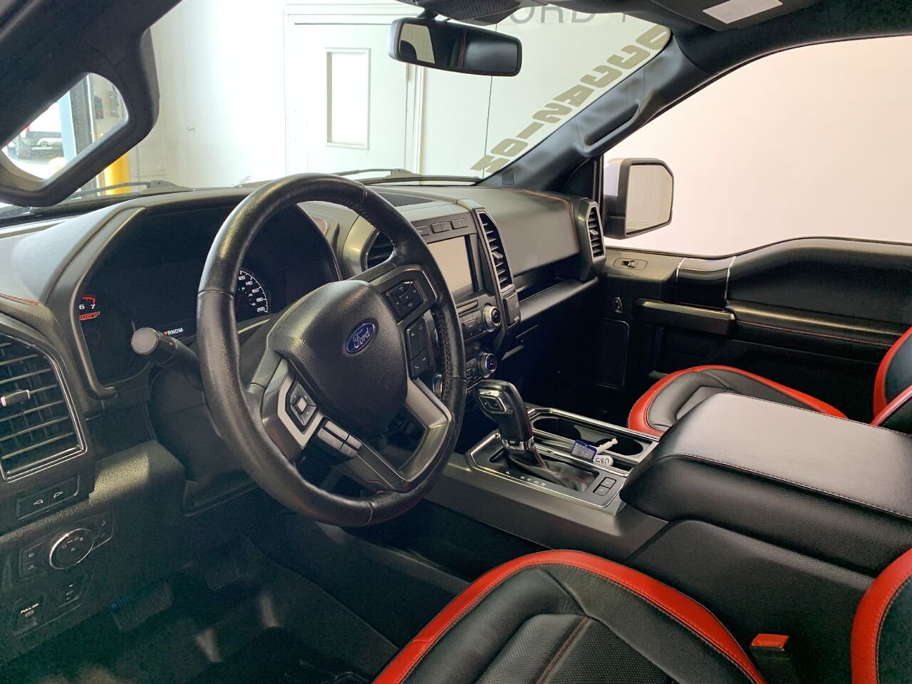 Ford F-150 LARIAT, EDITION SPECIALE, 3.5L, 157 WB, 2019 Argent Châteauguay - photo #25
