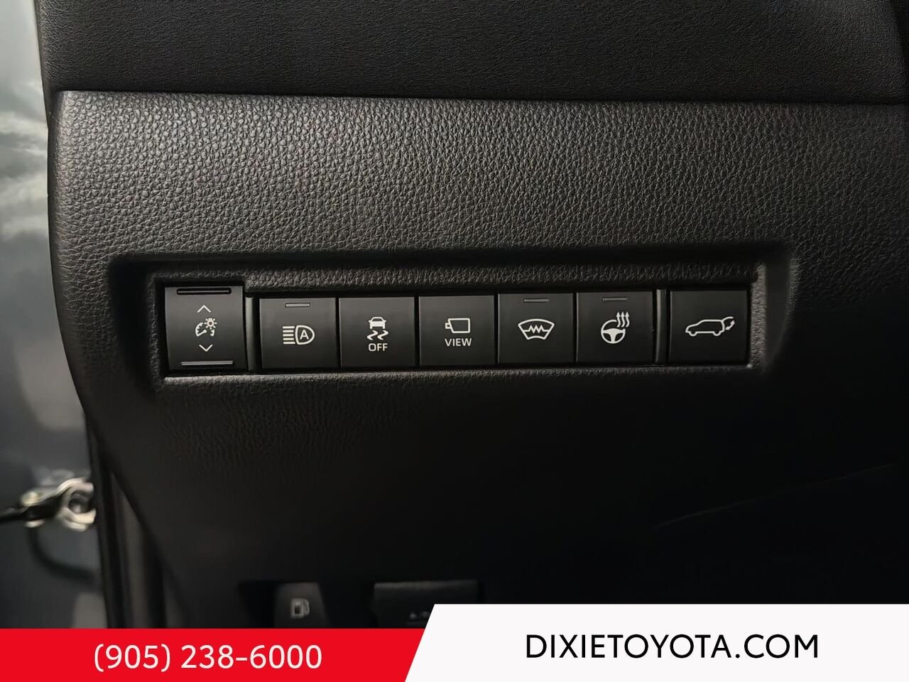 2023 Toyota Venza Hybrid Limited AWD / CLEAN CARFAX / HEATED AND VENTILATED SEATS / MOONROOF / ALLOY WHEELS / CARPLAY AND ANDROID AUTO Grey Mississauga - photo #13