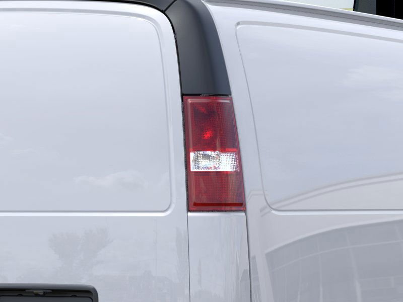 GMC Fourgonnette Savana utilitaire 2024 Noir onyx Saint-Eustache - photo #10