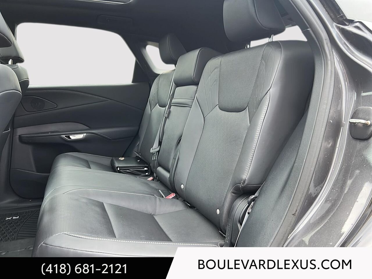 Lexus RX 20110A | RX 350h BA 2024 Gris Québec - photo #19