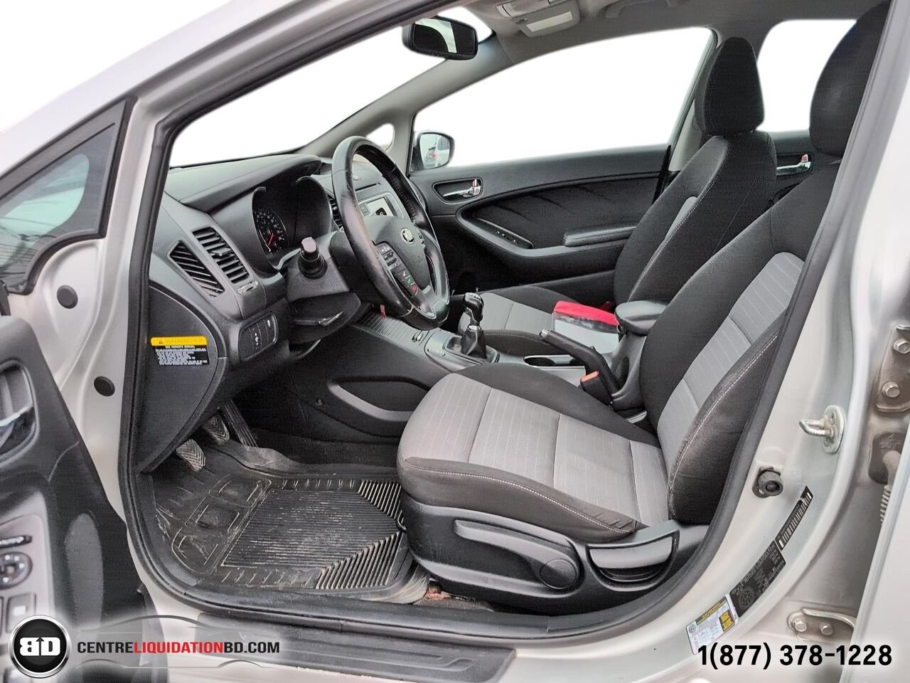 Kia Forte Berline 4 portes, boîte manuelle, EX | BD0329 2015 Argent Granby - photo #10