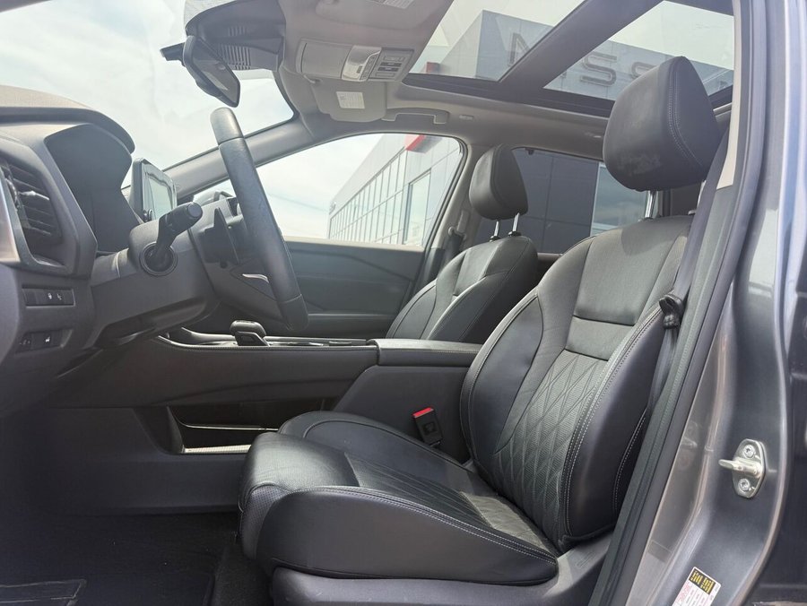 2022 Nissan Rogue Platine TI Grey