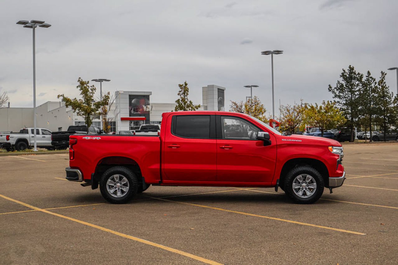2026 Chevrolet Silverado 1500 4WD Crew Cab 147 LT Red Sherwood Park - photo #9