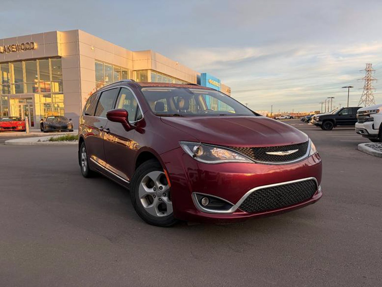 2017 Chrysler Pacifica 4dr Wgn Touring-L Plus Red Sherwood Park - photo #1
