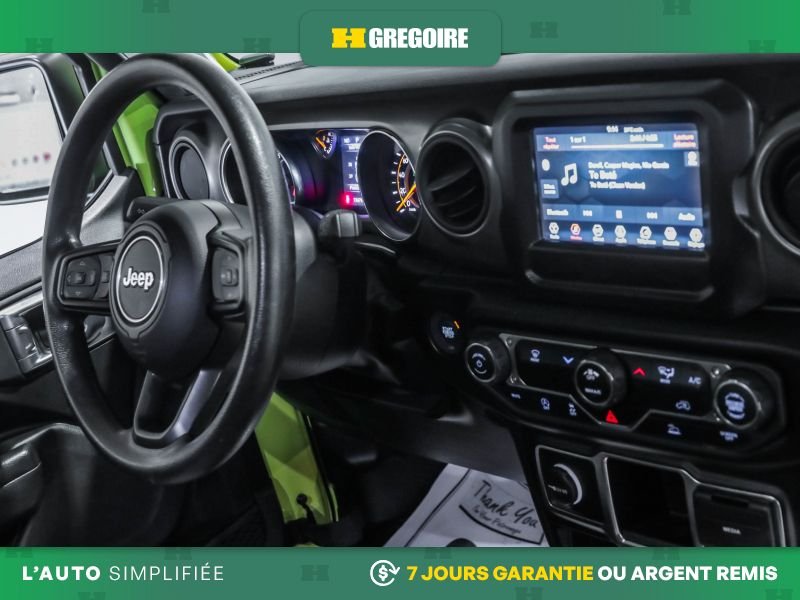 2023 Jeep Wrangler Yellow Blainville - photo #18