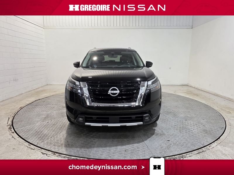 2024 Nissan Pathfinder Black Saint-Eustache - photo #2