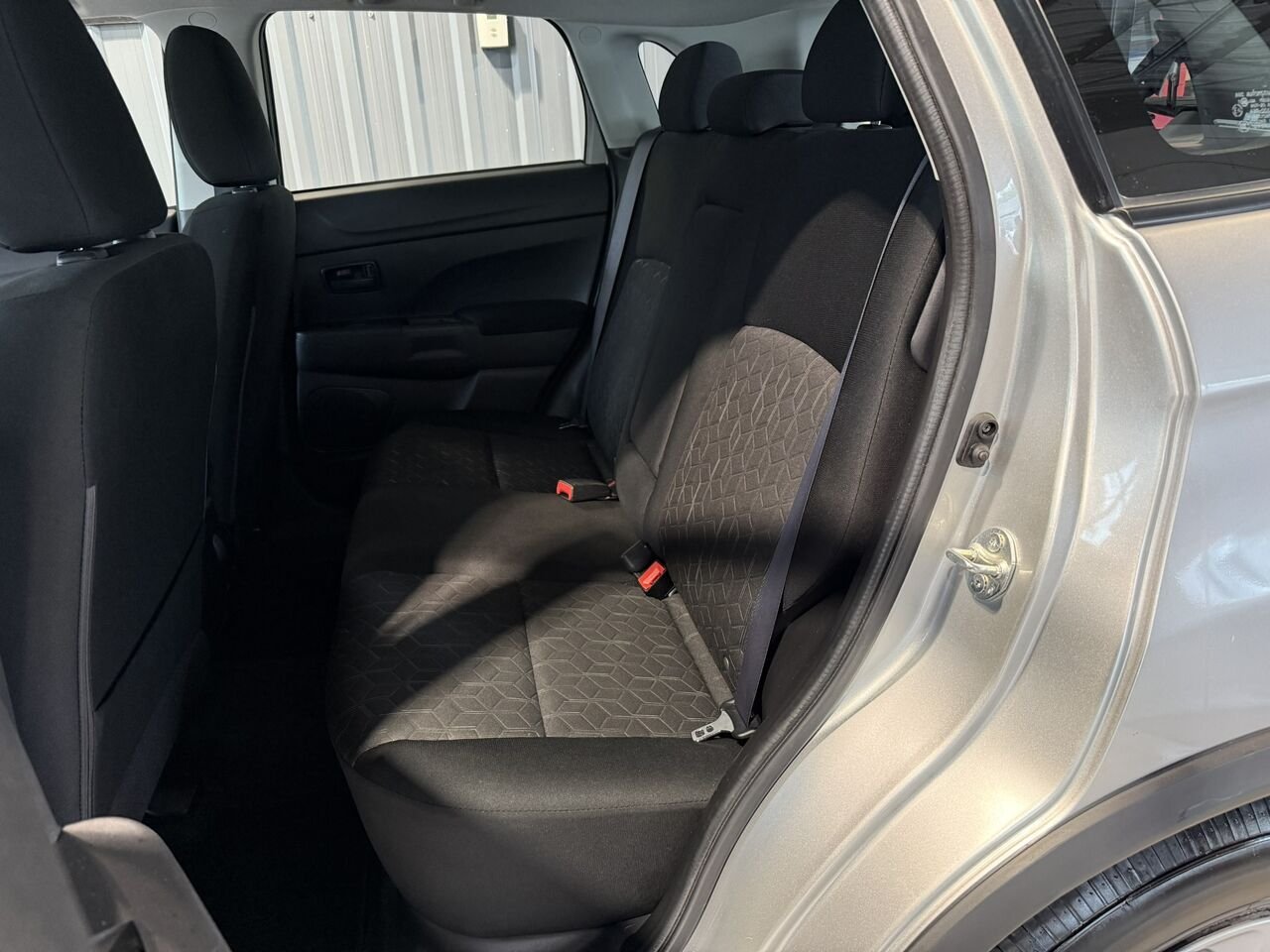 2024 Mitsubishi RVR Grey Rouyn-Noranda - photo #6