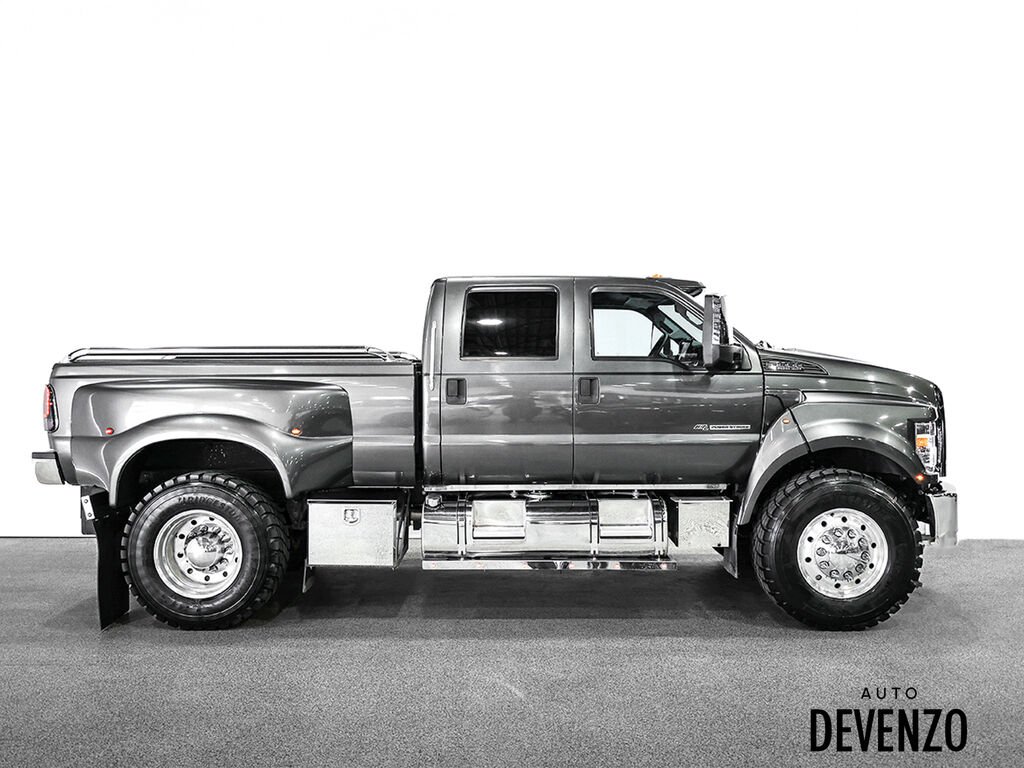 2016 Ford F-650 Grey Saint-Eustache - photo #1