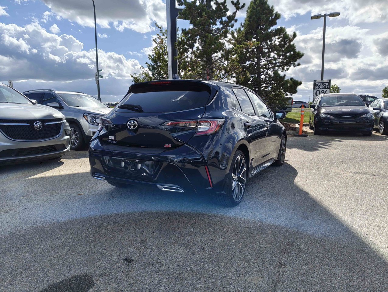 2022 Toyota Corolla Hatchback CVT | Heated Seats/Steering Wheel Blue Sherwood Park - photo #5