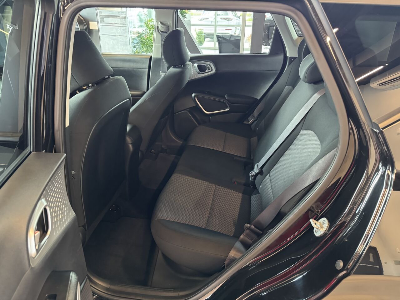 2020 Kia Soul Black Saint-Eustache - photo #8