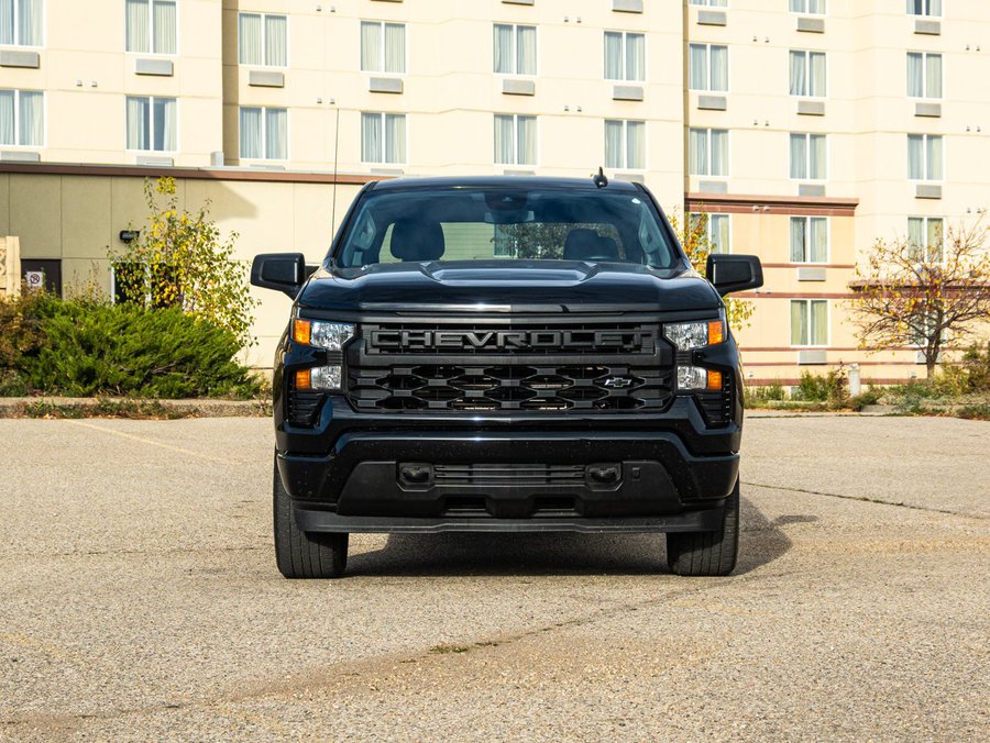 2024 Chevrolet Silverado 1500 Custom 2.7L | Trailering Package Black