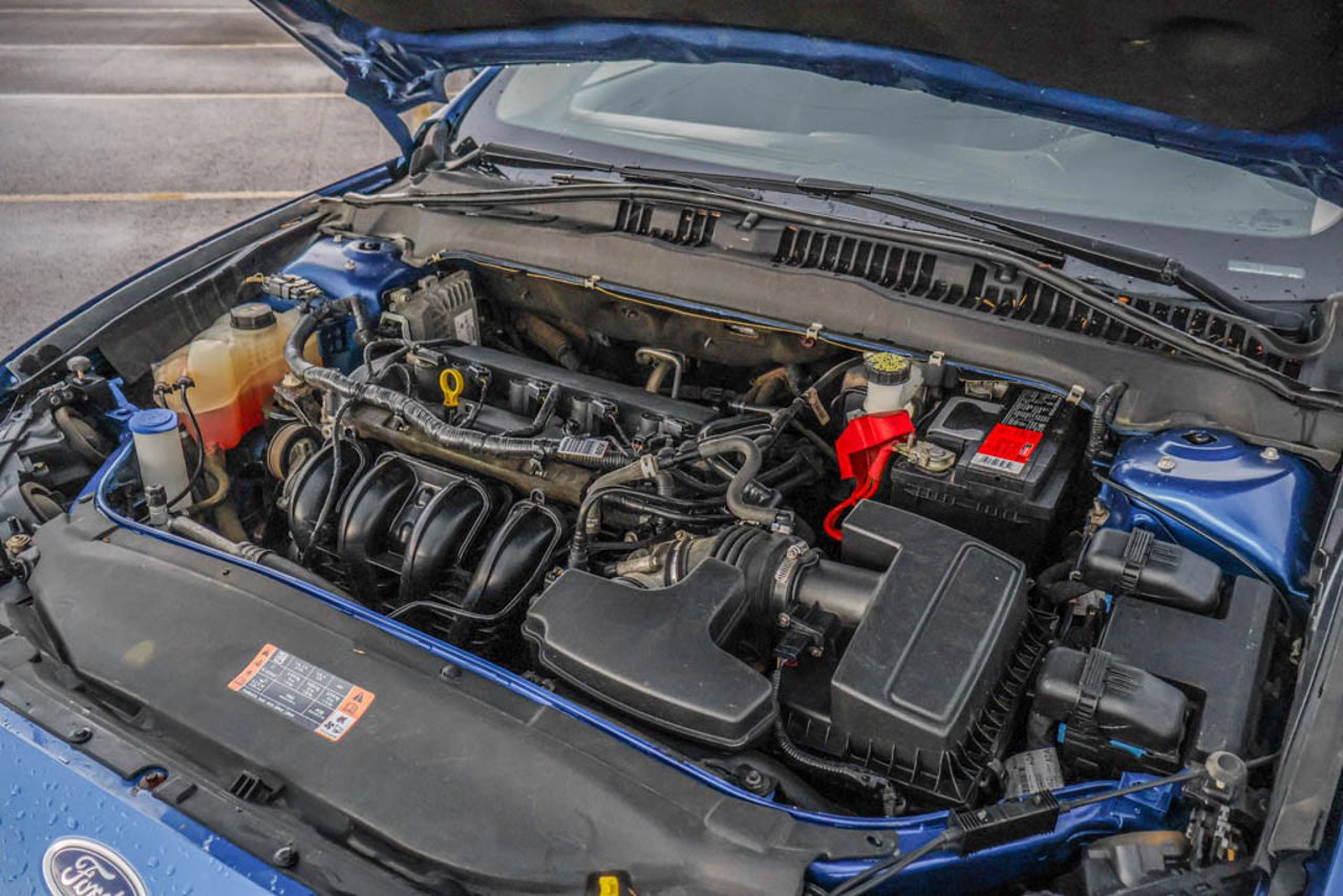 2018 Ford Fusion SE FWD Blue Sherwood Park - photo #11
