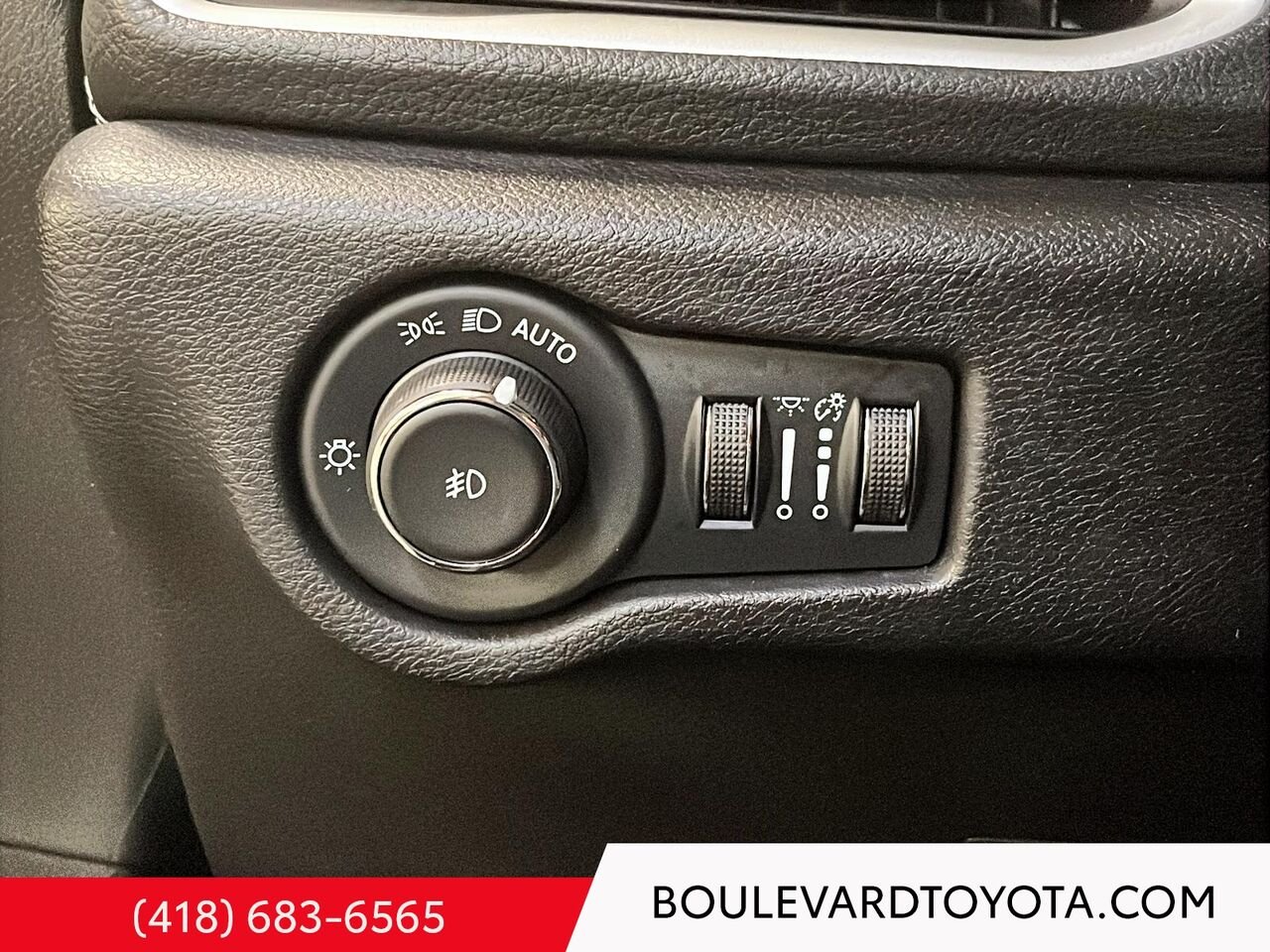 2022 Chrysler Pacifica 100232A-096 | Touring L TA Black Québec - photo #11