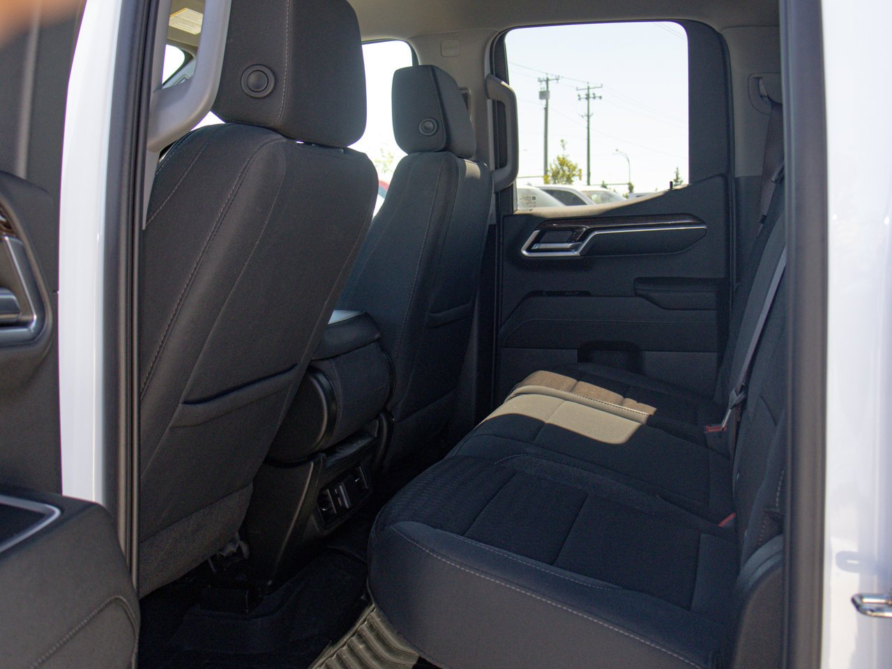 2023 GMC Sierra 1500 4WD Double Cab 147 SLE White Sherwood Park - photo #30
