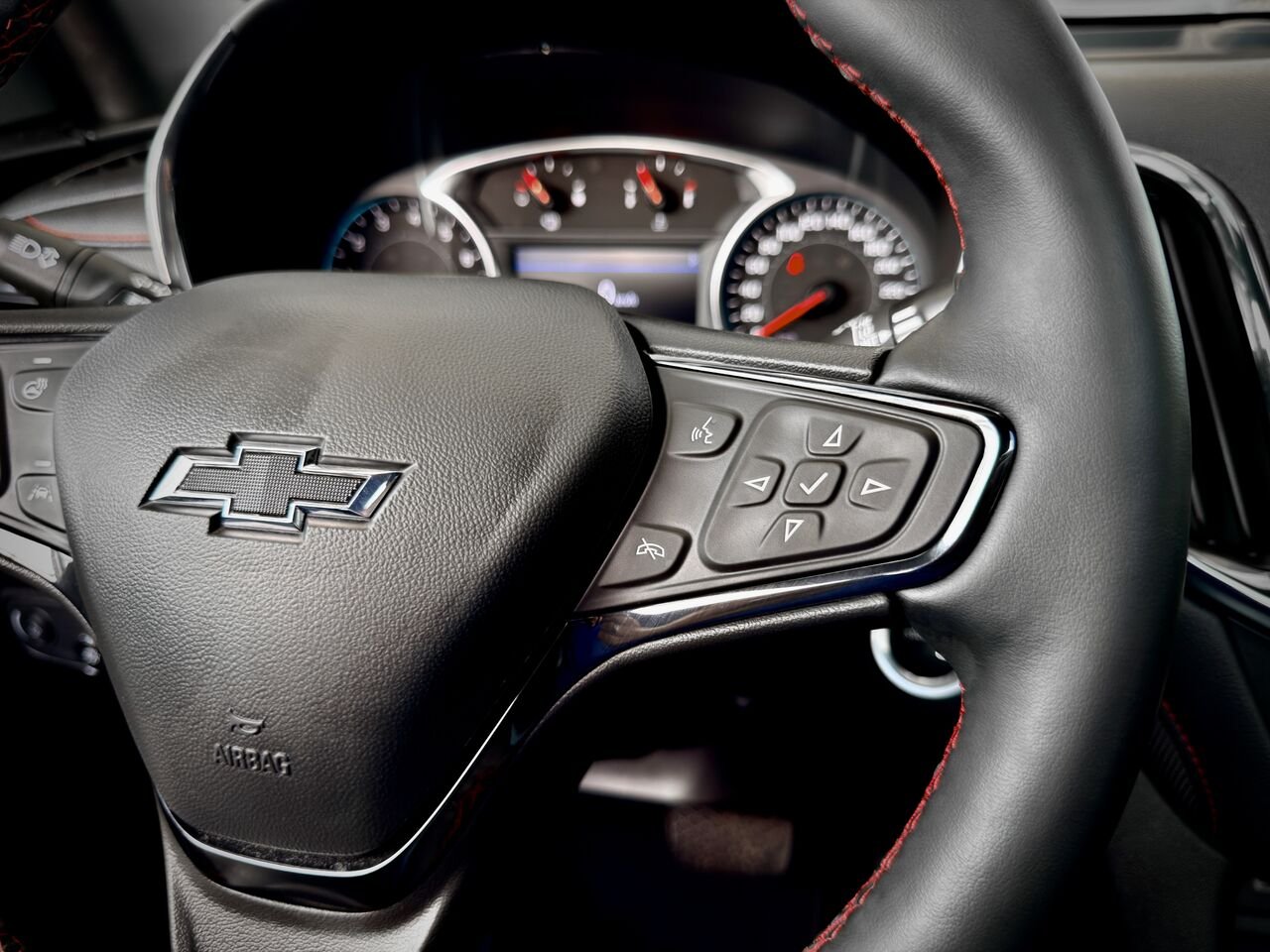 2024 Chevrolet Equinox White Notre-Dame-des-Prairies - photo #26