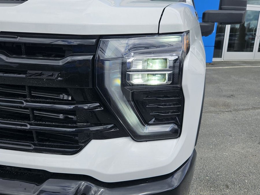 2026 Chevrolet Silverado 2500HD 2026 SUMMIT WHITE
