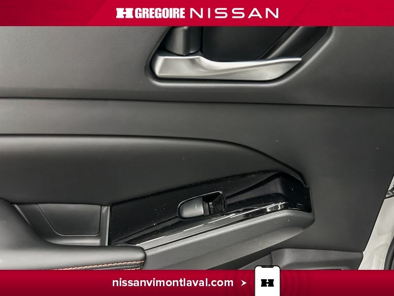 Nissan Altima 2025 Blanc Laval - photo #18