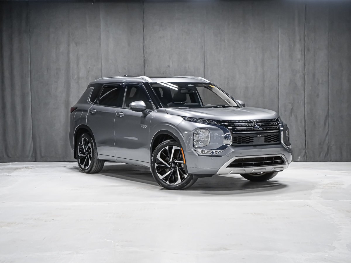 Mitsubishi Outlander PHEV GT-AWD 2023 Gris Montréal - photo #1
