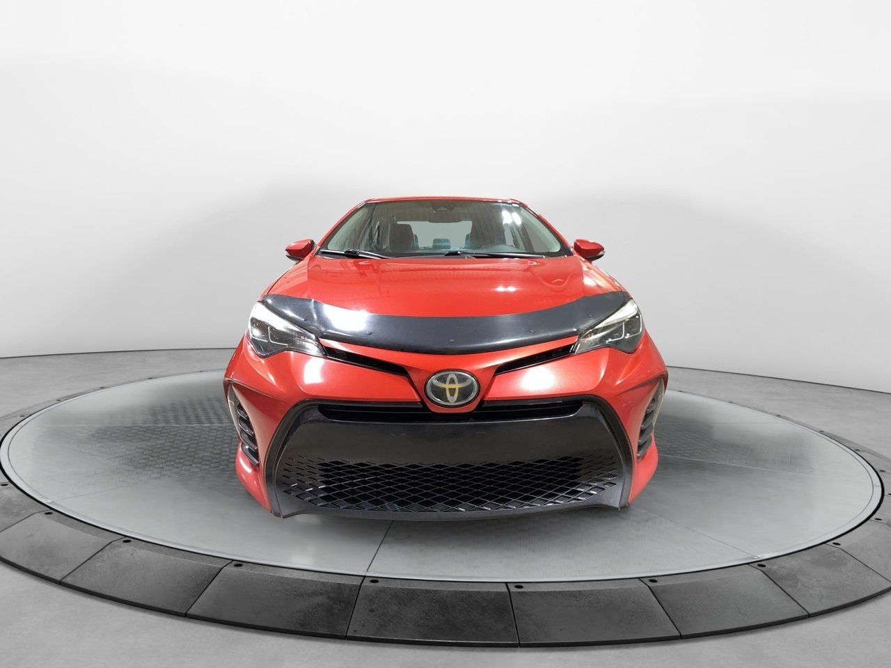 Toyota Corolla SE 2017 Rouge Baie-Comeau - photo #1
