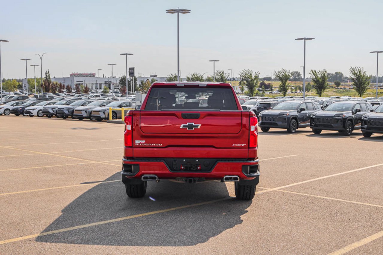 2024 Chevrolet Silverado 1500 4WD Crew Cab 147 RST Red Sherwood Park - photo #6