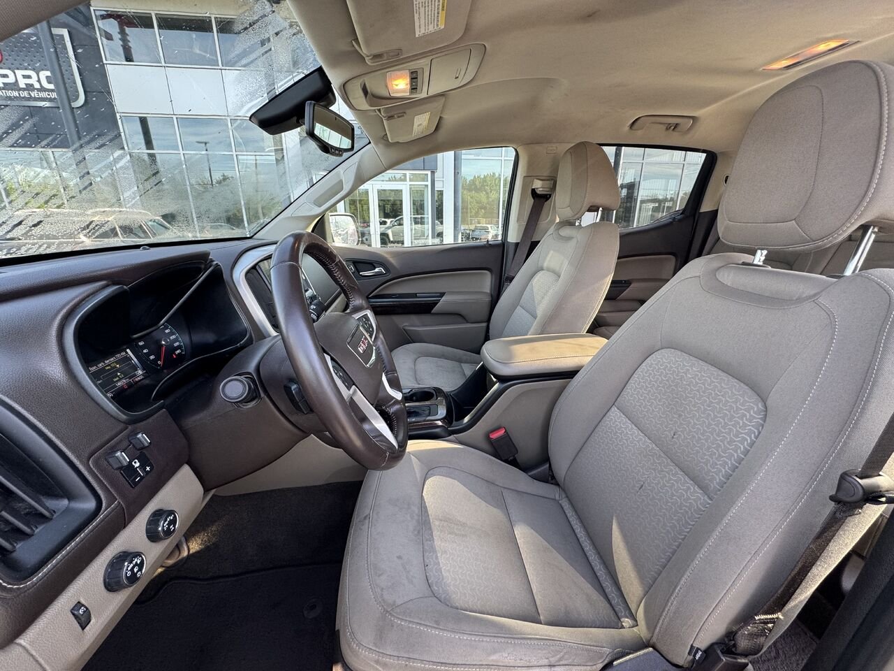GMC Canyon SLE 2018 Blanc Granby - photo #12