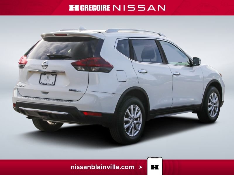 2020 Nissan Rogue White Laval - photo #5