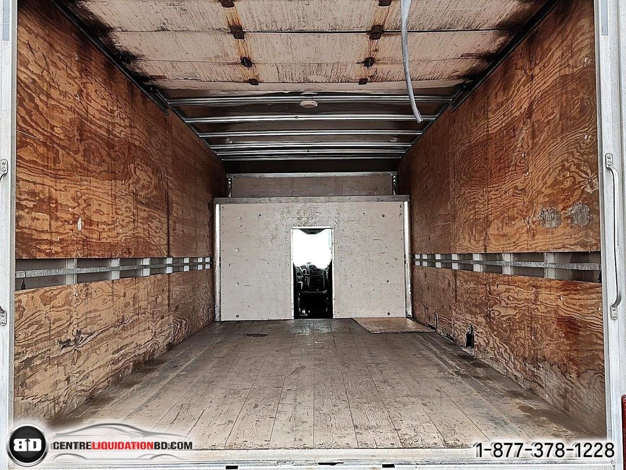 Ford TRANSIT CUTAWAY BOITE 14 PIEDS | A8010 2018 Blanc Granby - photo #7