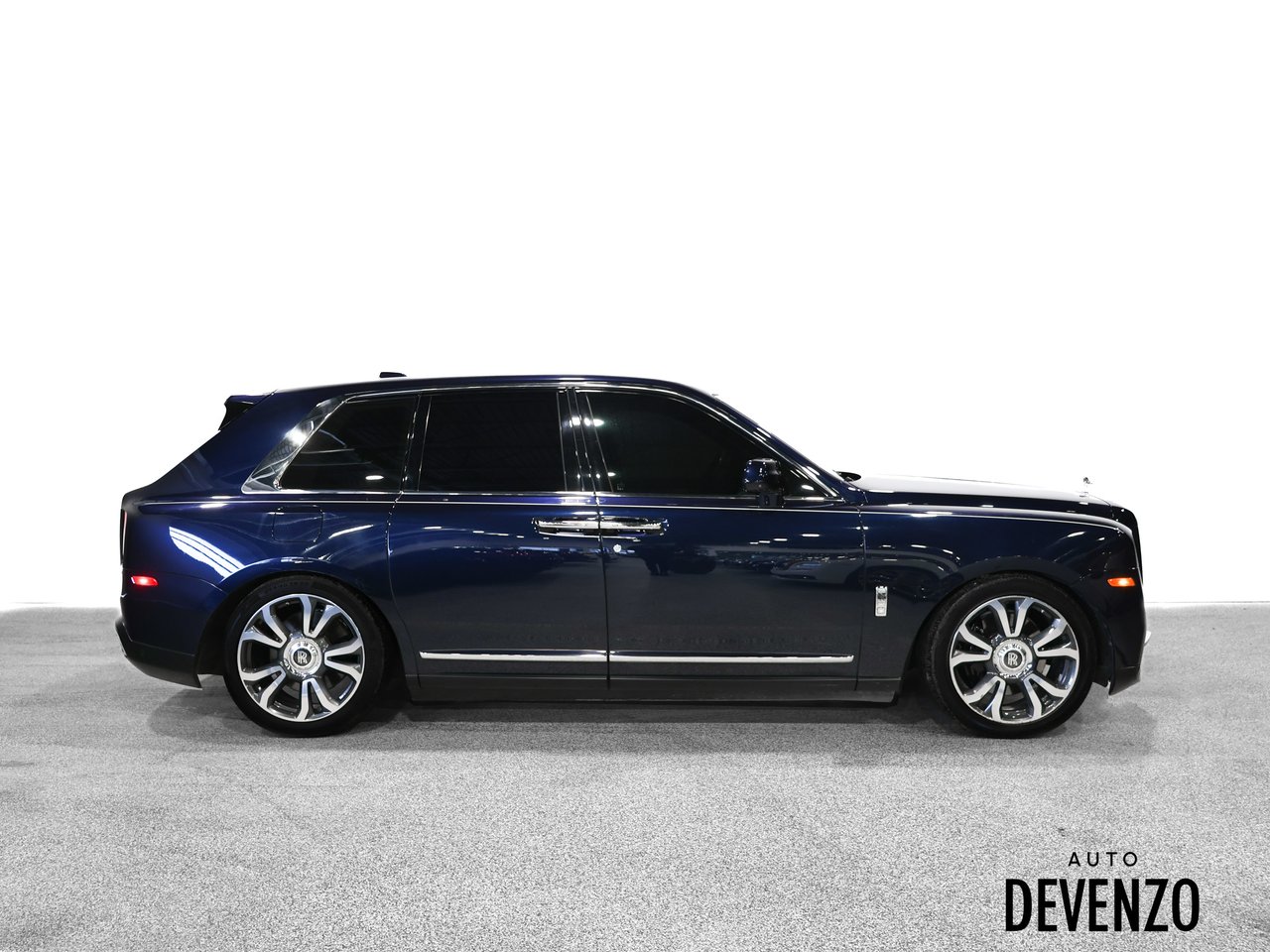 2019 Rolls-Royce Cullinan Blue Saint-Eustache - photo #2