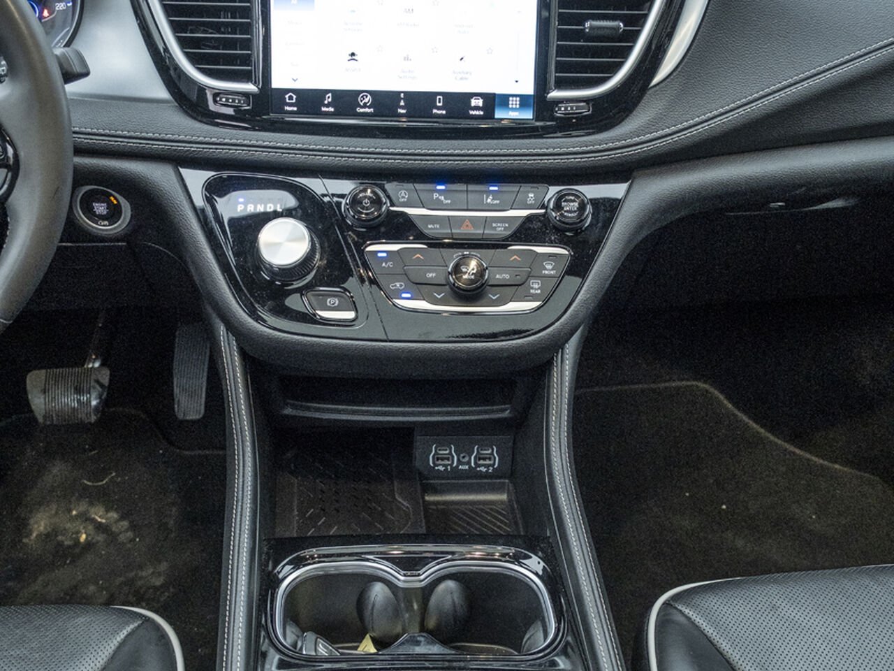 2025 Chrysler Pacifica White Gatineau - photo #22