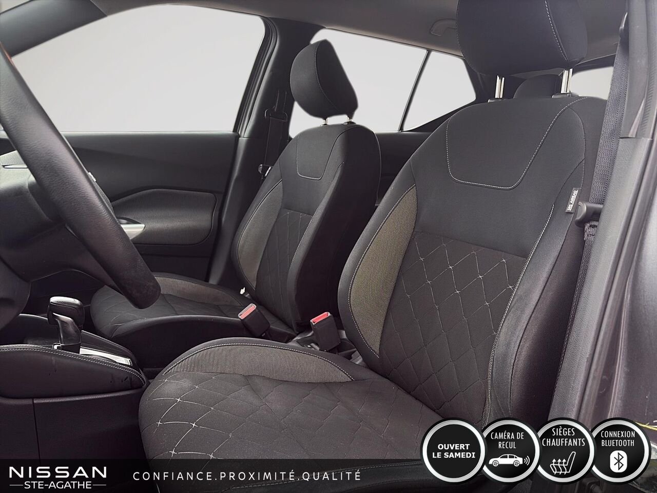 Nissan Kicks SV TA | 75 640 KM | CAMÉRA DE RECUL | CLIMATISATION AUTOMATIQUE | ACCÈS SANS CLÉ 2019 Gris Saint-Jérôme - photo #7