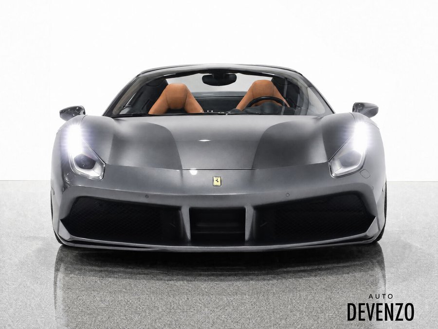 Ferrari 488 Spider 2017 Gris